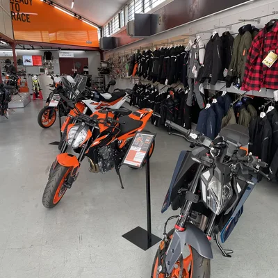 KTM, Beta, Mash, TGB, Segway, Apollo, GasGas - Millau : motos, scooters, quads, vélos